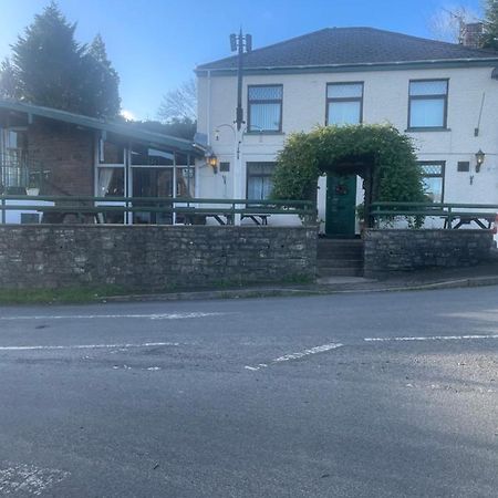 Milton Hotel Llanwern Village Newport Kültér fotó