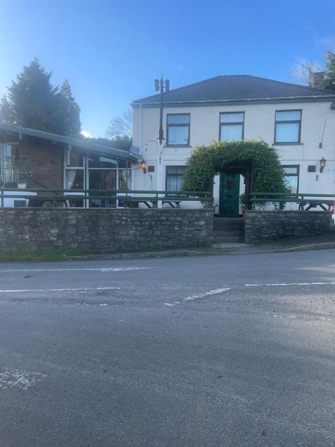 Milton Hotel Llanwern Village Newport Kültér fotó
