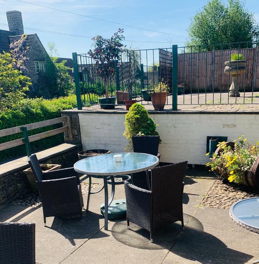 Milton Hotel Llanwern Village Newport Kültér fotó