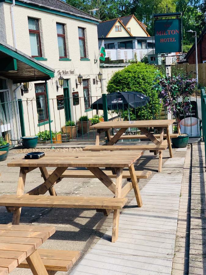 Milton Hotel Llanwern Village Newport Kültér fotó